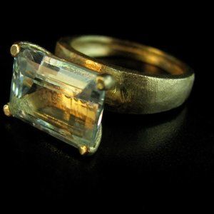 Gold Aquamarine ring. 14K solid yellow gold ring with big Aquamarine stone.
